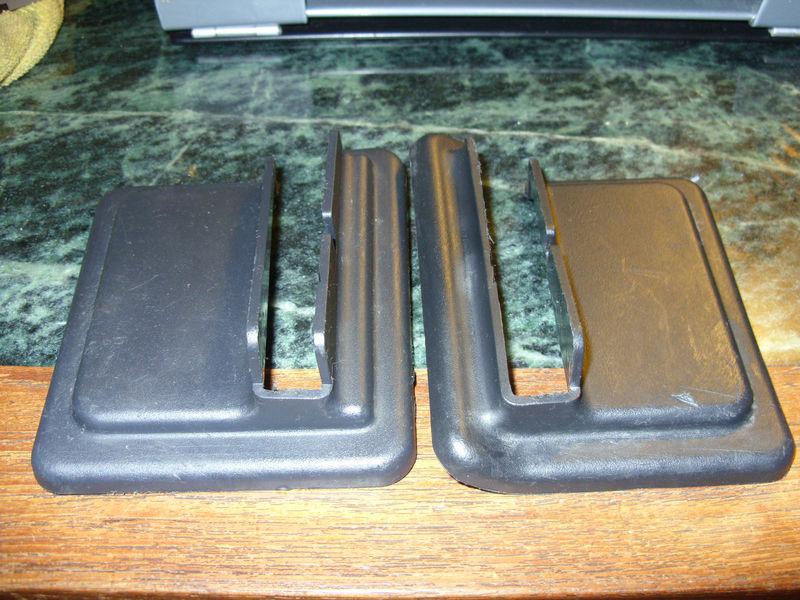1999-2004 mustang seat track covers (set)