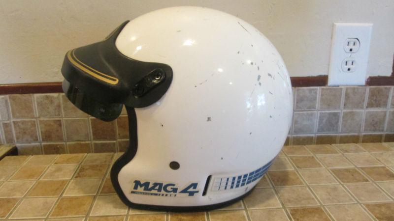 Bell white mag 4 force flow  motorcycle motorcross 7 3/8 59cm racing helmet nice