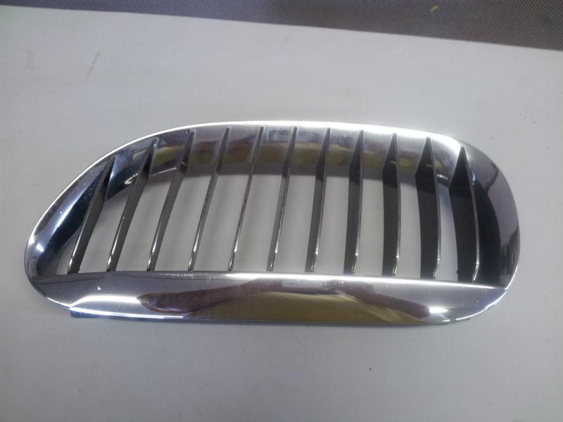 Bmw e63 6 series coupe passenger side kidney grille 51137008916