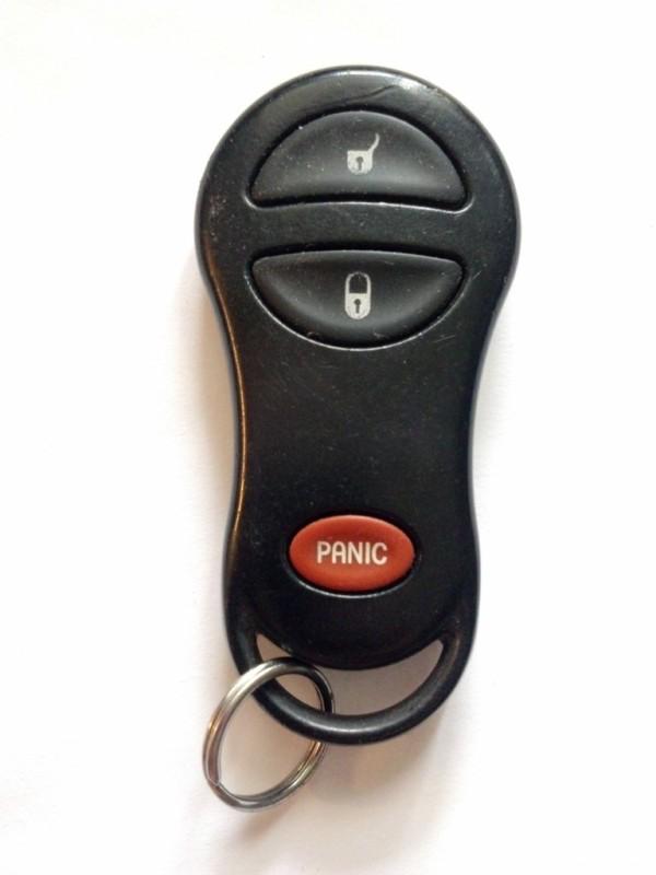 Chrysler town and country keyless entry remote 04686481ac gq43vt17t oem