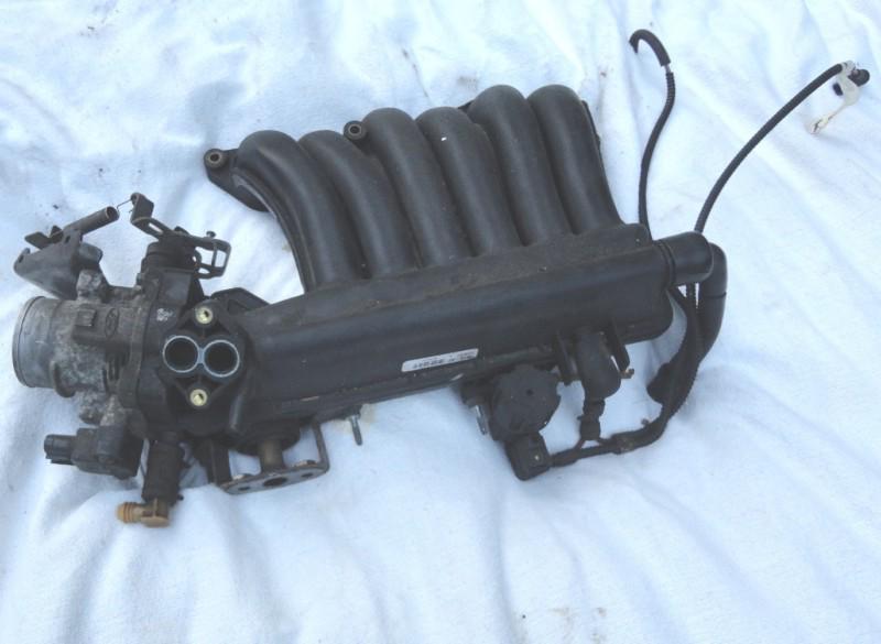 01-03 ford taurus mercury sable upper intake manifold with throttle body 