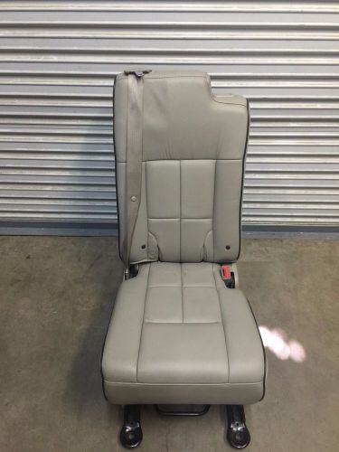 2007-2013 lincoln navigator ford expedition 2nd row middle jump seat leather
