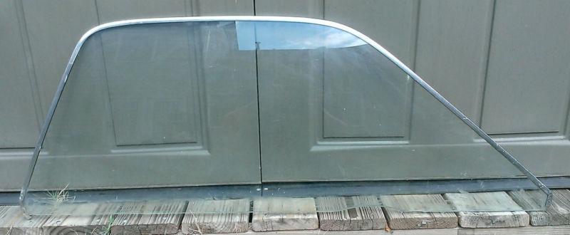 1968 ford ranchero 500 squire gt passenger side rh clear glass window w/trim, ec