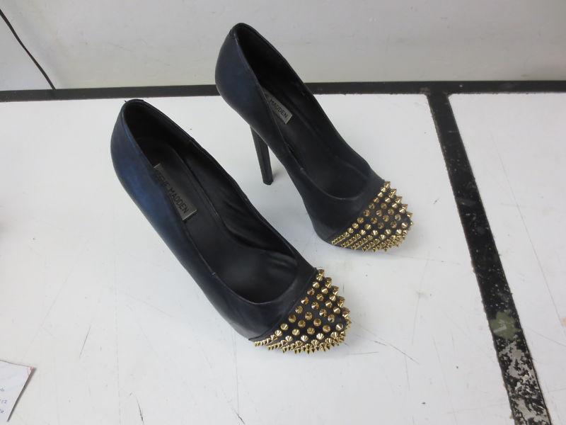 Steve madden bolddd gold studded toe black leather pumps heels size 10
