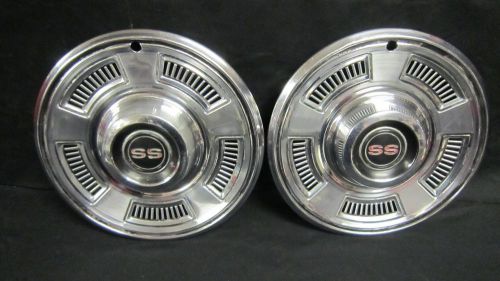 Pair of 1967 chevy chevelle super sport ss 14&#034; hubcap hub cap 3893342 3005 #5192