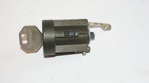 Mitsubishi 3000gt ignition cylinder lock w/key