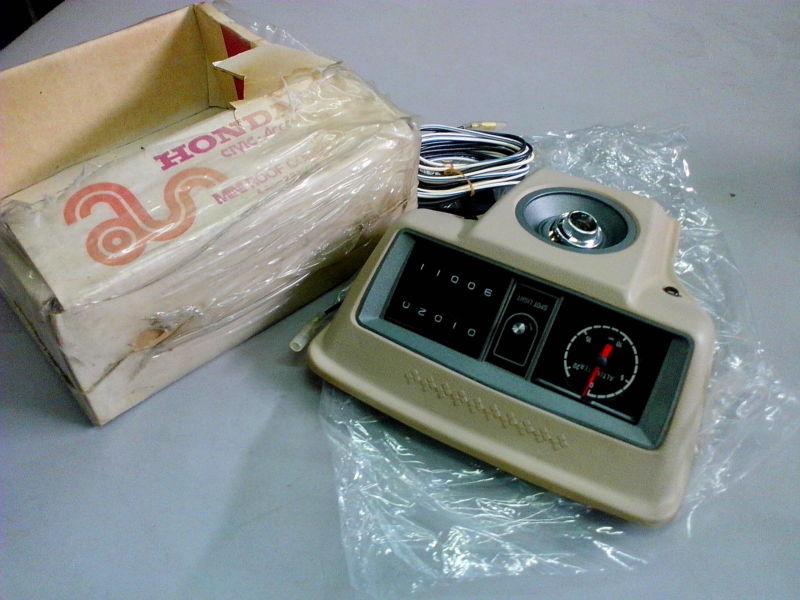 Honda civic accord mini roof console (nos) 1973-1985 