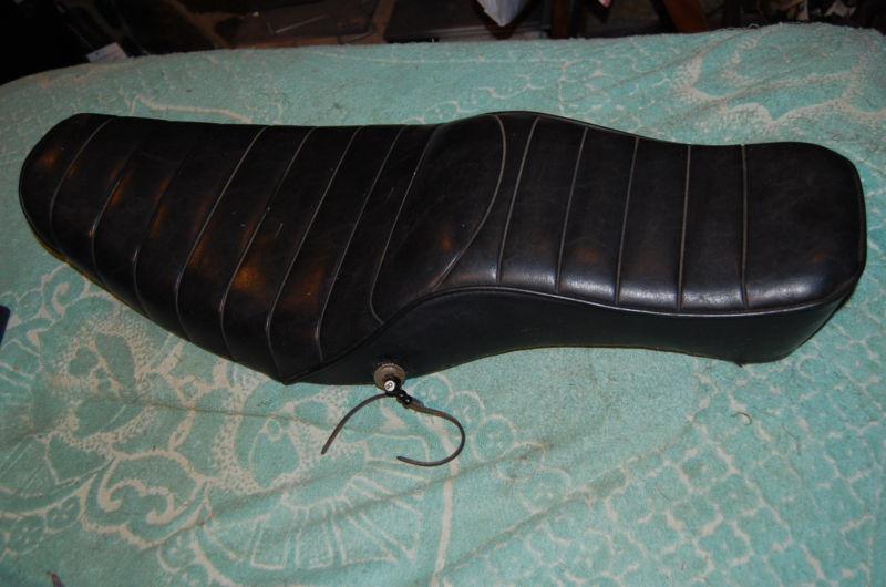 Early harley fx superglide seat boatail ribbed double 2 up banana style davidson