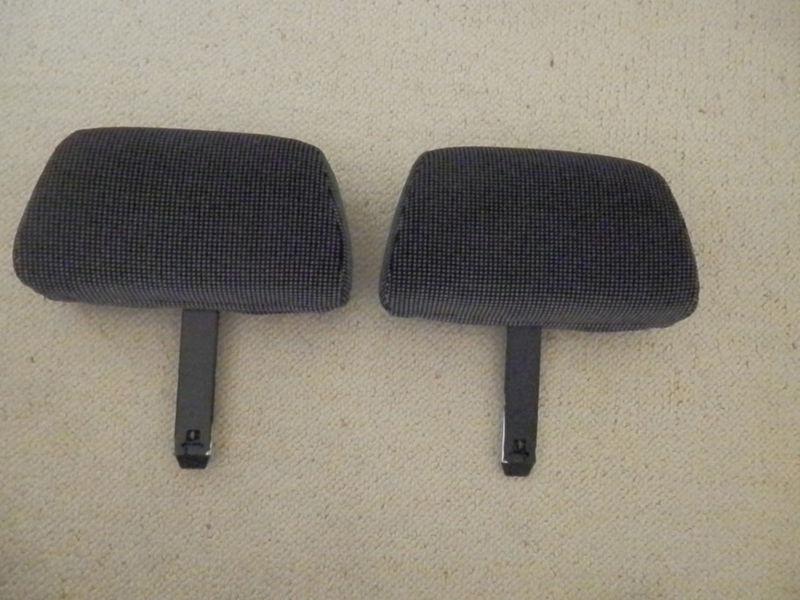 Rear seat headrests for 1987 volvo station wagon 940 turbo