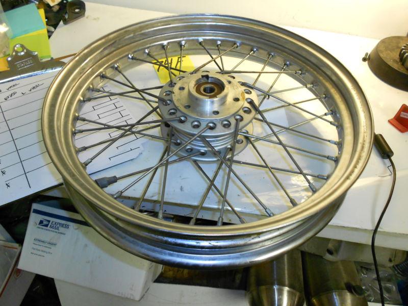 1999 suzuki gz250  front  wheel