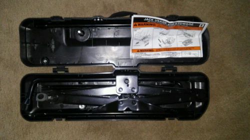 2009-2014 ford f150 crew cab jack and tool kit in excellent condition