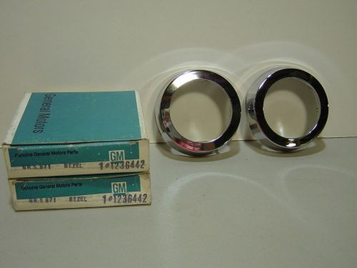 1976 - 1978 buick regal &amp; skylark chrome wheel medallion outer rings, nos pair