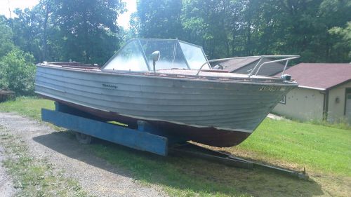 1952 22&#039; century raven boat
