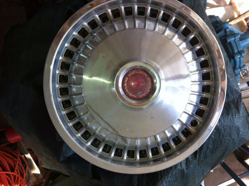1971 vintage pontiac hub caps