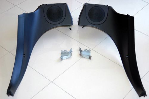 Interior lateral trim panels bottom rear left and right with brackets for bmw z3
