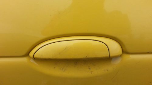 Renault megane 2002 convertible yellow manual 1.6 outer door handle lh front