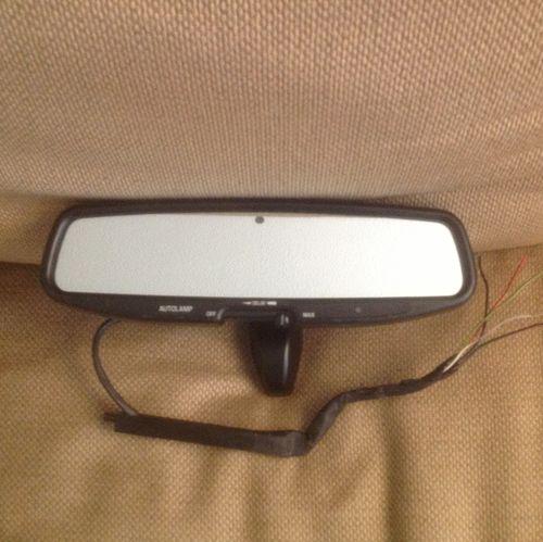 Ford explorer / ranger / sport  auto dim and auto lights rear view mirror oem.