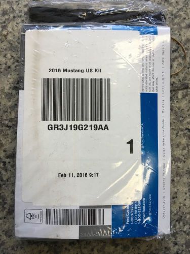2016 ford mustang owners manual set with case sealed