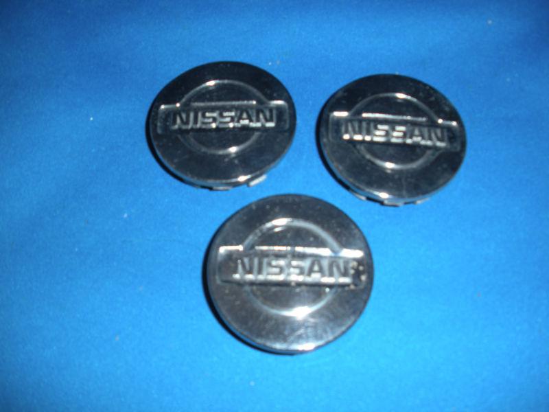 1992-1995 nissan maxima center caps #40342-40ui0 (3) silver machined plastic