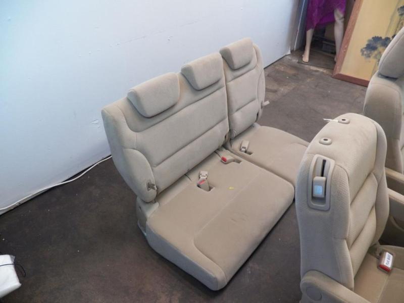 Tan mid and rear seats for a honda odyssey local pickup
