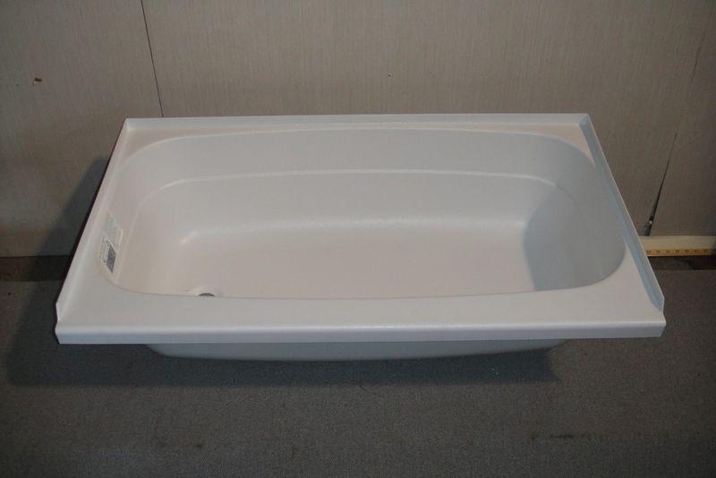 New 40 x 24 rv trailer bath tub left drain white