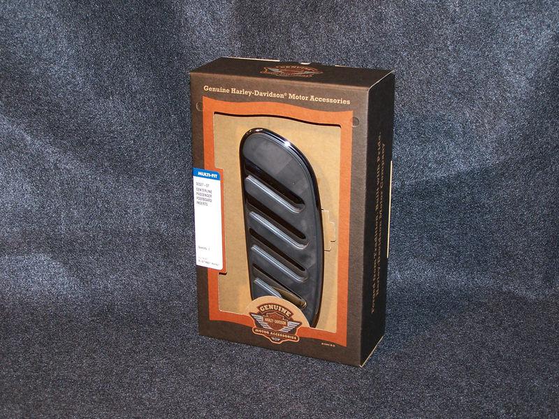 Harley-davidson footboard insert passenger