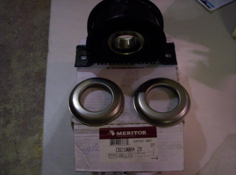  meritor support bracket / carrier bearing part# cb210084 2x