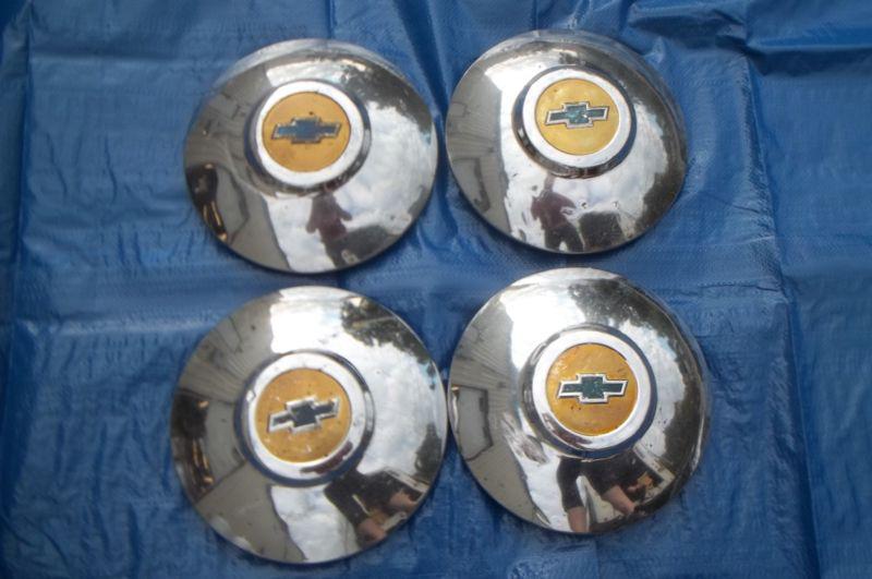 1949 1950 chevrolet hubcaps dog dishes set of 4 chevy dog dishes #ct4950hc