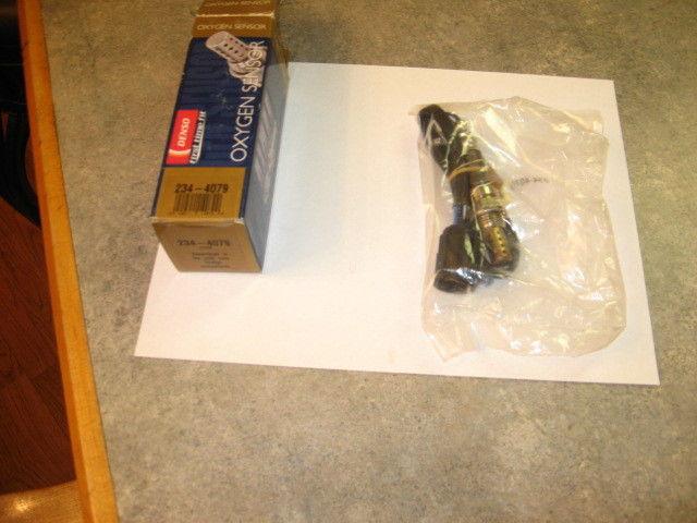 Denso 234-4079 oxygen sensor in sealed package free shipping