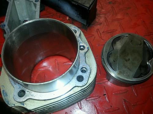 Bmw  r1100rs,rt cylinder , piston, rings, pin, clips1993-2001 oilhead left