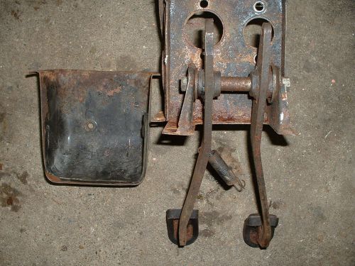 Mgb pedal box assembly, brake and clutch pedals, cover, complete per picture