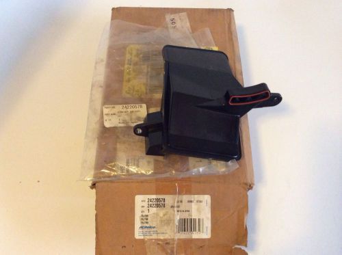 New nos gm  automatic transmission filter 24220578