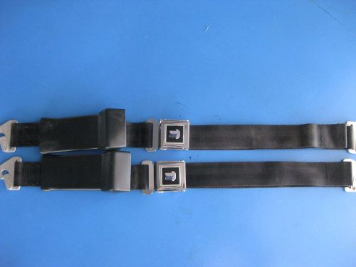 Original triumph seat belt lap belt tr6