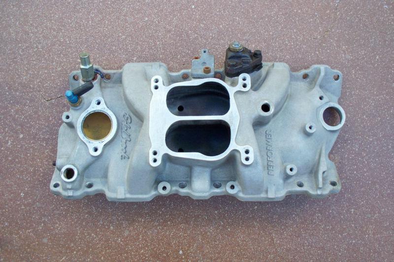 Edelbrock performer 3701 intake manifold with egr small block chevy