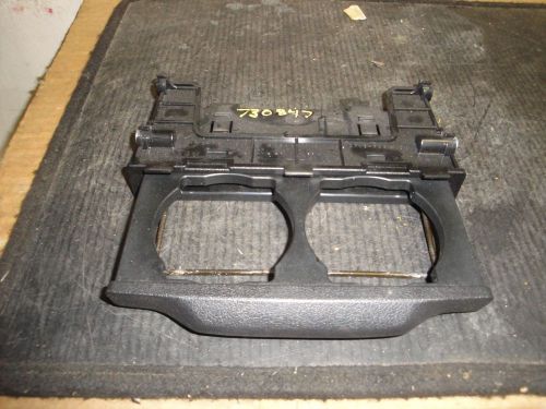 95 96 97 98 99 nissan sentra cup holder console 68430-1m200 