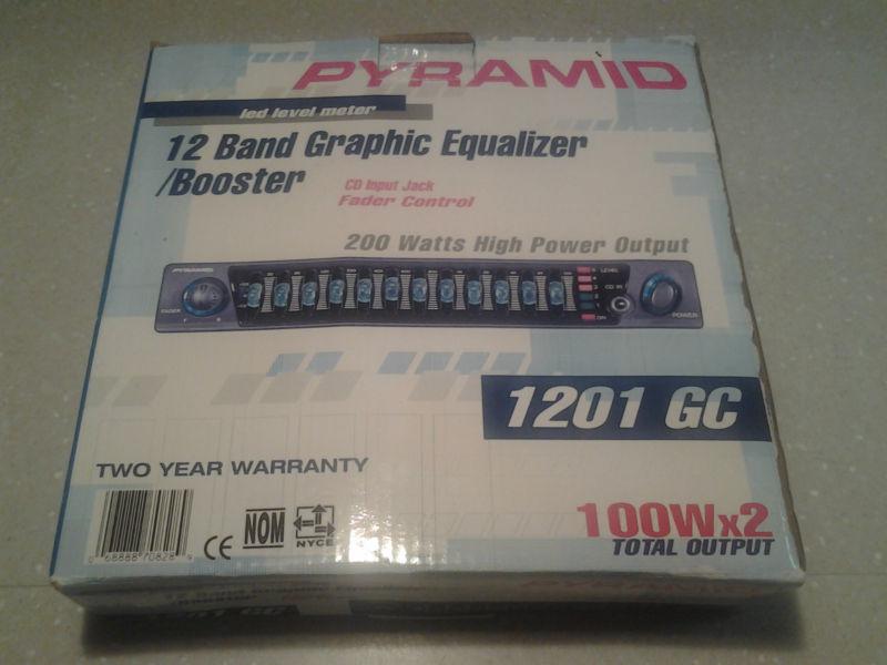 Pyramid 200 watt booster & 12 band graphic equalizer - new!