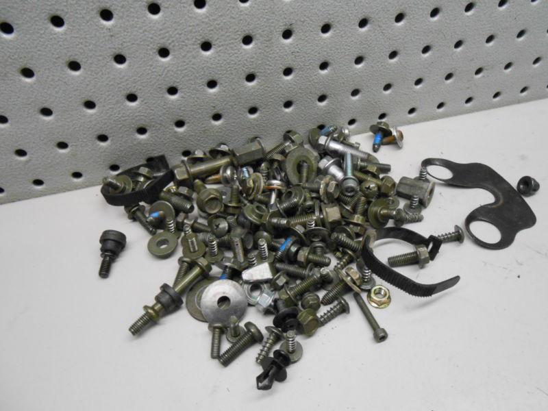 Y42 yamaha yw125 zuma 125 2009 various fasteners nuts bolts brackets