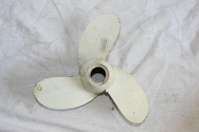 Omc propeller part #312286 fits johnson/evinrude 3-4 hp 1964-1972