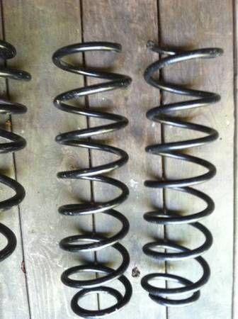  jeep wrangler rubicon unlimited jk front and rear coil springs # 18 and # 59