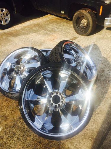 24&#034; chrome structure wheels with tires