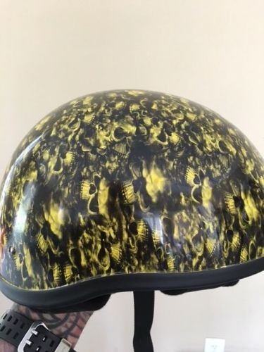 Custom outlaw yellow skulls graphics motorcycle helmet medium
