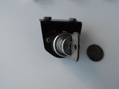 Morris minor 1000 ignition switch