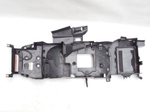 2001 2002 yamaha yzf r6 yzfr6 01 02 undertail under tail battery tray