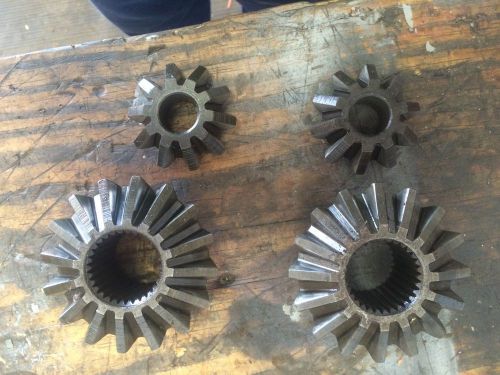 Chevy dana 44 spider gears