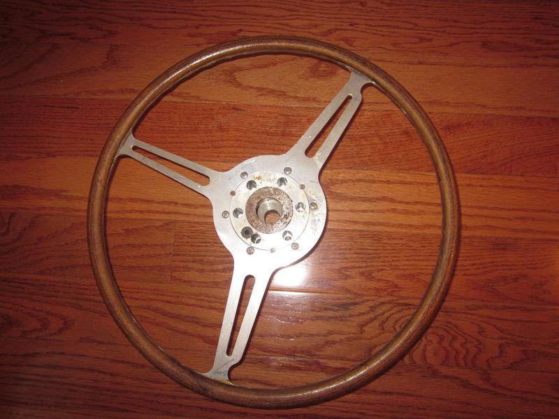 Vintage (1961) wood rim steering wheel  (spyder) 