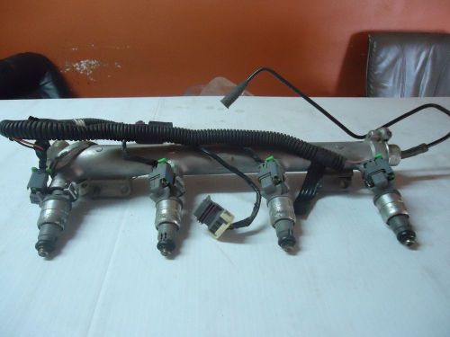 Fuel injector set w/rail and regulator chevrolet 2.2  2005