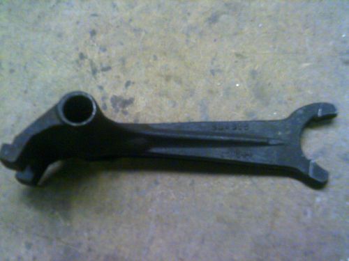 Nos gmc 590515 33 34 35 36 37 38 39 40 41 42 46 47 chevy truck shaft yoke fork