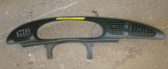 96-97 ford taurus gauge cluster bezel trim with vents