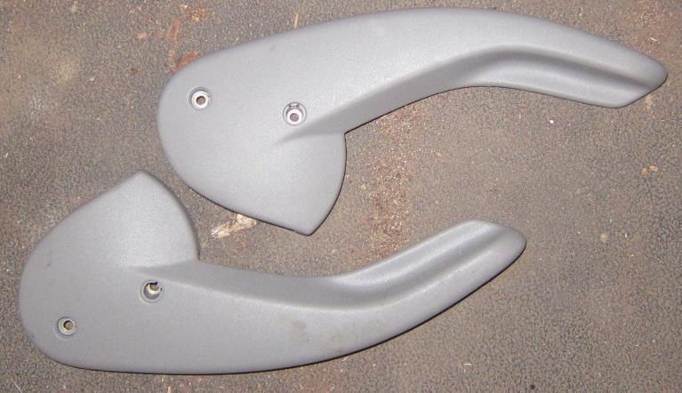 2 used seat levers, both sides, from a vw passat