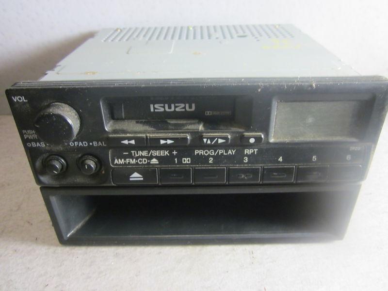 1996-1999 isuzu oasis radio stereo cassette oem *p48